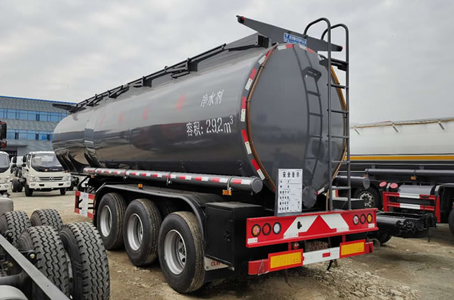 31立方減水劑半掛罐車(chē)